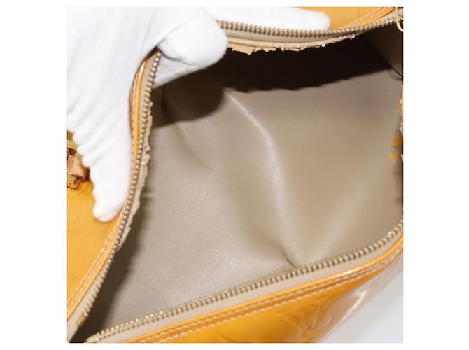 LOUIS VUITTON Borsa Monogram Vernis Bedford Beige M91006 LV Auth 177215 - vista 11
