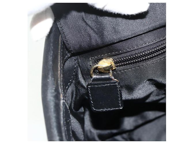 Céline Borsa a mano CELINE Circle Nylon Nero Oro Auth 177318A D'oro - vista 20