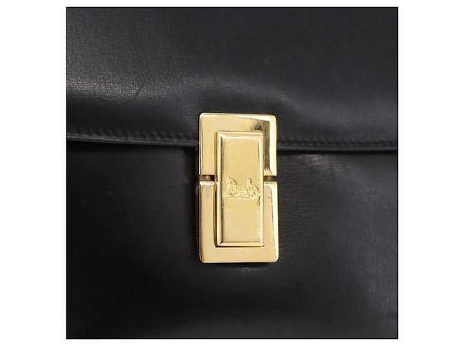 Céline Bolsa de Ombro CELINE em Couro Preto com Detalhes Dourados Auth 178275 - vista 17