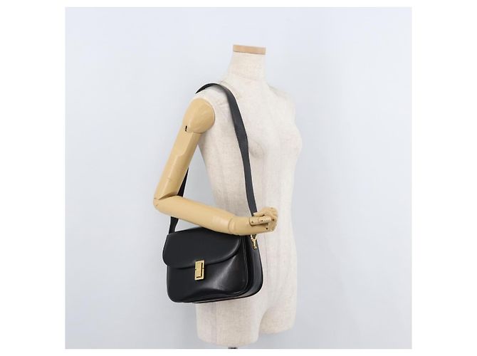 Céline Bolsa de Ombro CELINE em Couro Preto com Detalhes Dourados Auth 178275 - vista 25