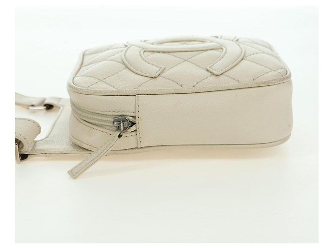 CHANEL Matelasse Shoulder Bag Caviar Skin Ivory Gold CC Auth BA12379V D'oro Crudo - vista 4