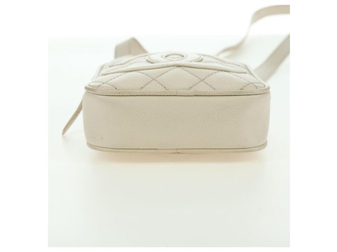 CHANEL Matelasse Shoulder Bag Caviar Skin Ivory Gold CC Auth BA12379V D'oro Crudo - vista 6
