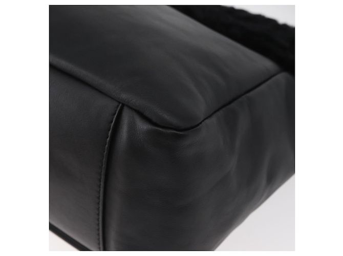 Borsa Salvatore Ferragamo Vala in pelle nera e oro Auth ka4181A Nero D'oro - vista 16