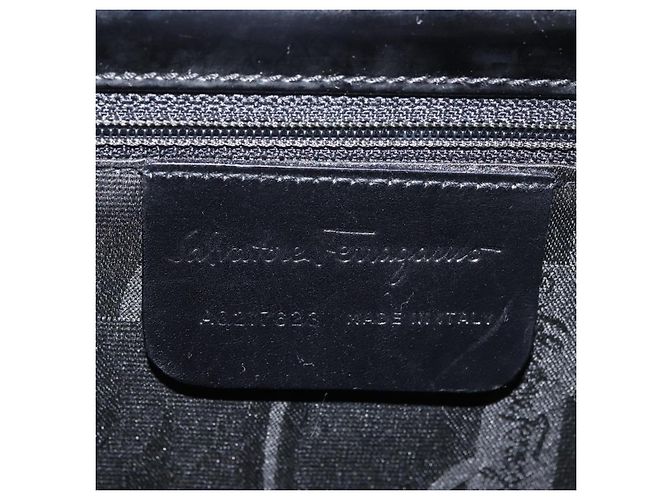 Borsa a Spalla Salvatore Ferragamo Gancini in Pelle Vernice Nera Argento Auth 178485 Nero - vista 12