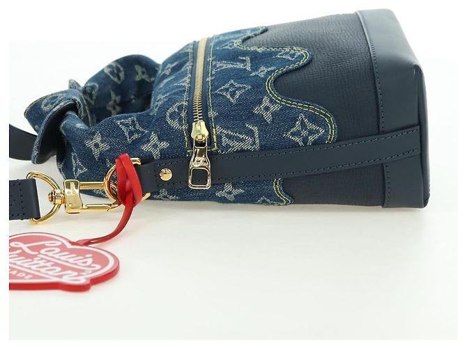 LOUIS VUITTON Monogram Denim Drip Japanese Cruiser Bag Blue M45970 Auth 177977SM - vista 3