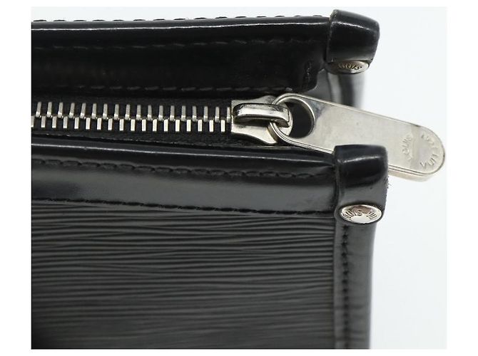 Borsa LOUIS VUITTON Epi Madeleine GM Nera MI0048 LV Auth 177845 Nero - vista 10