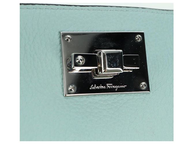 Borsa a Spalla Salvatore Ferragamo Gancini in Pelle Argento Peppermint Auth BD070AV Verde - vista 15