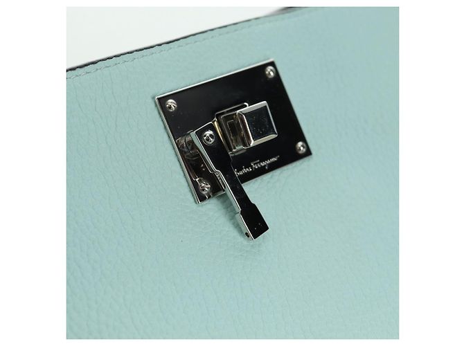 Borsa a Spalla Salvatore Ferragamo Gancini in Pelle Argento Peppermint Auth BD070AV Verde - vista 16