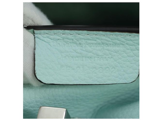 Borsa a Spalla Salvatore Ferragamo Gancini in Pelle Argento Peppermint Auth BD070AV Verde - vista 24