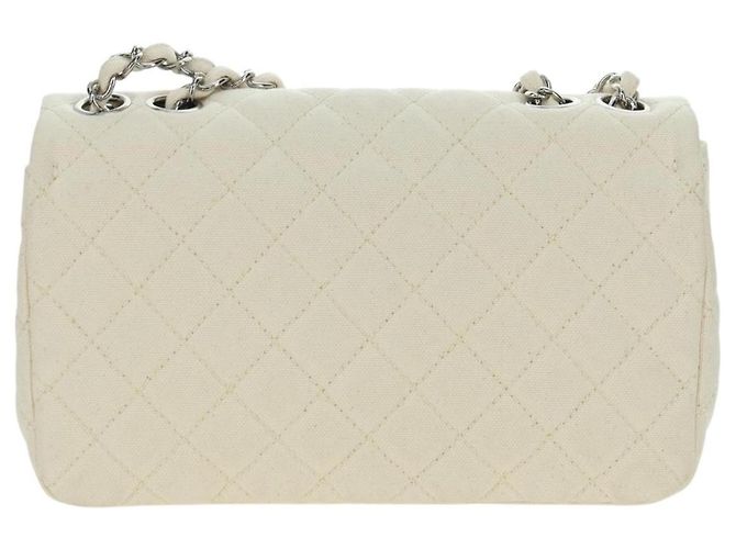 CHANEL Matelasse Chain Shoulder Bag Canvas White Silver CC Auth 121513 Argento Bianco - vista 3