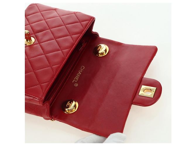 Borsa CHANEL Mini Matelasse 17 in pelle di agnello rossa e oro CC Auth 156630 Rosso D'oro - vista 15