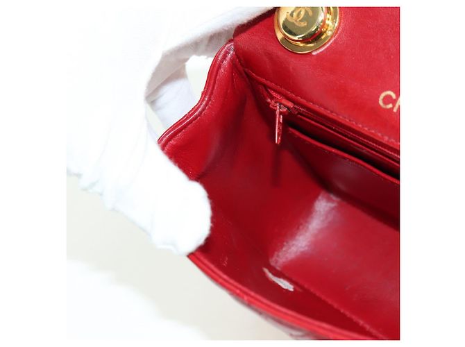 Borsa CHANEL Mini Matelasse 17 in pelle di agnello rossa e oro CC Auth 156630 Rosso D'oro - vista 20