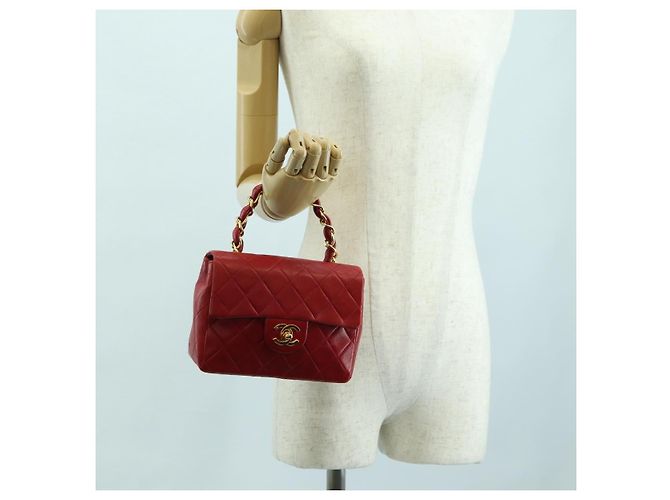Borsa CHANEL Mini Matelasse 17 in pelle di agnello rossa e oro CC Auth 156630 Rosso D'oro - vista 27