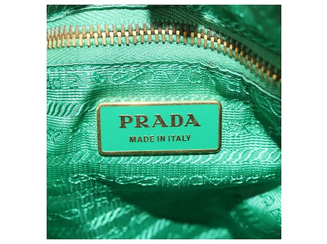 Borsa a Spalla PRADA Nylon Verde Oro Auth 156456 D'oro - vista 17
