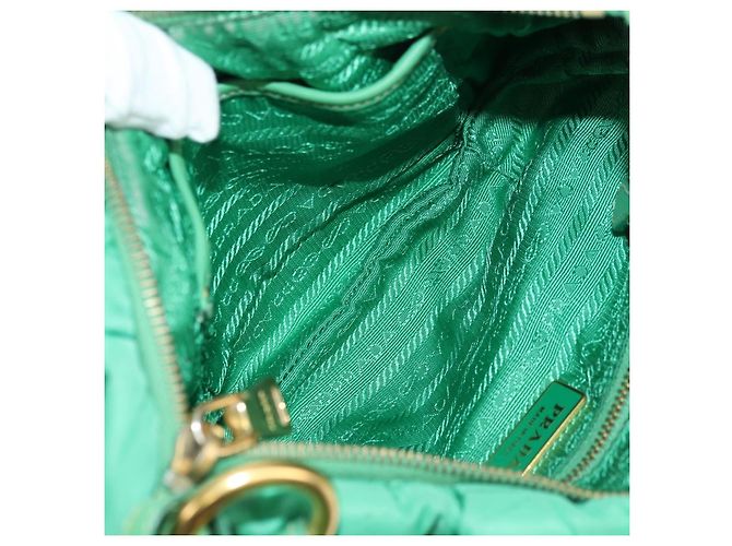Borsa a Spalla PRADA Nylon Verde Oro Auth 156456 D'oro - vista 18