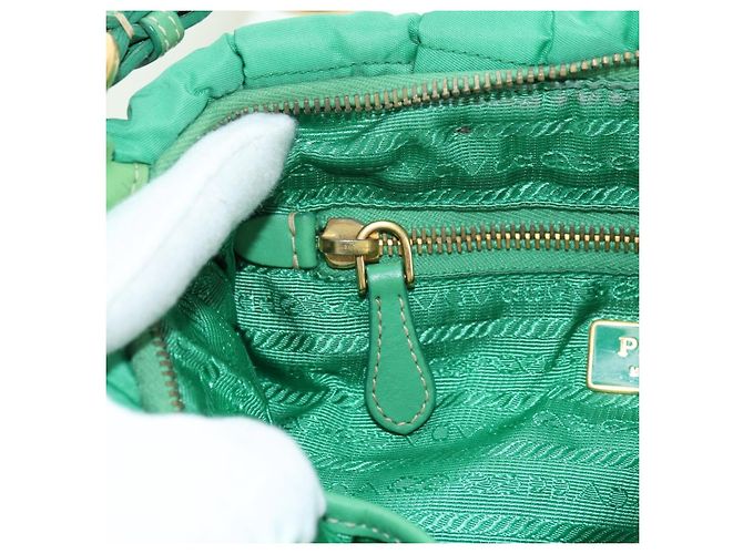 Borsa a Spalla PRADA Nylon Verde Oro Auth 156456 D'oro - vista 21