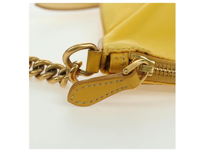 Borsa a Spalla con Catena PRADA Nylon Pelle Oro Giallo Auth 143507 D'oro - vista 19