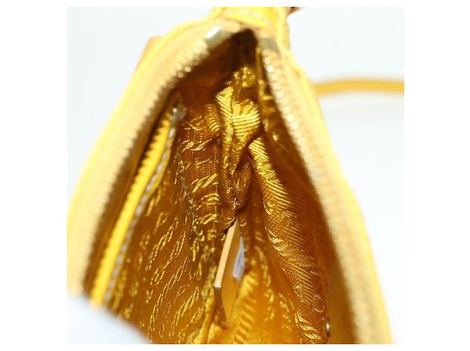 Borsa a Spalla con Catena PRADA Nylon Pelle Oro Giallo Auth 143507 D'oro - vista 23