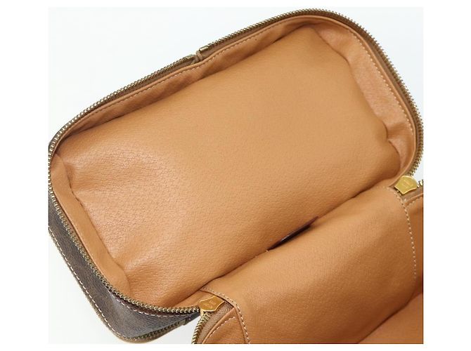 Céline Beauty Case CELINE Macadam Canvas PVC Pelle Marrone Oro Auth 178930A D'oro - vista 10