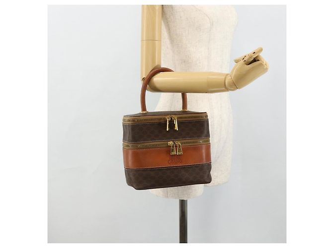 Céline Beauty Case CELINE Macadam Canvas PVC Pelle Marrone Oro Auth 178930A D'oro - vista 23
