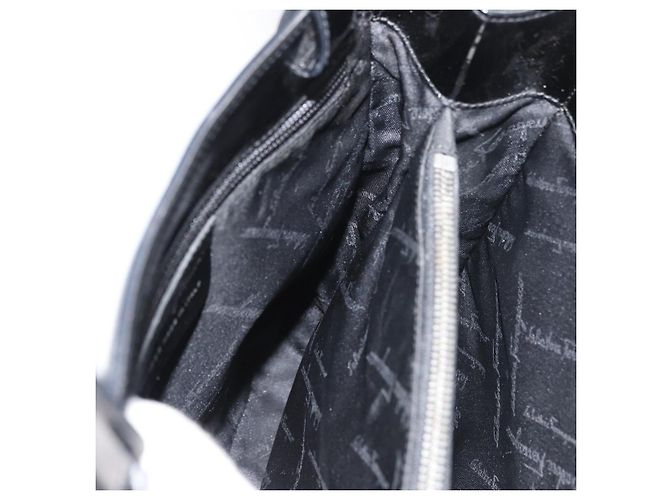 Borsa Tote Salvatore Ferragamo in vernice nera e argento Auth bs34940 Nero - vista 19