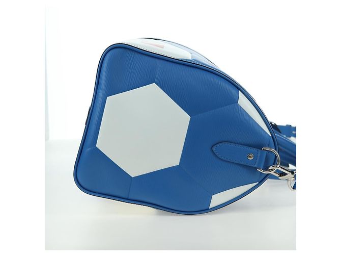 LOUIS VUITTON Epi 2018 FIFA Keepall Bandouliere 50 Borsa Blu M52120 Auth 177176SM - vue 4
