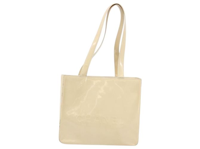 Bolsa Tote CHANEL em couro envernizado Marfim Ouro CC Auth bs34540 Dourado Cru - vista 13