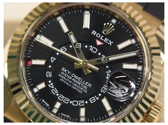 ROLEX Sky-Dweller 18KYG quadrante nero Uomo - vista 2