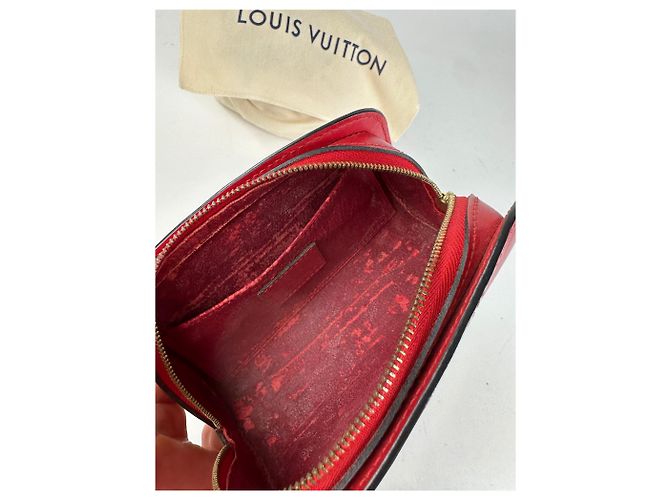 Organizer Louis Vuitton Pochette Cosmétique PM Epi Leather Rosso Coquelicot - vista 3