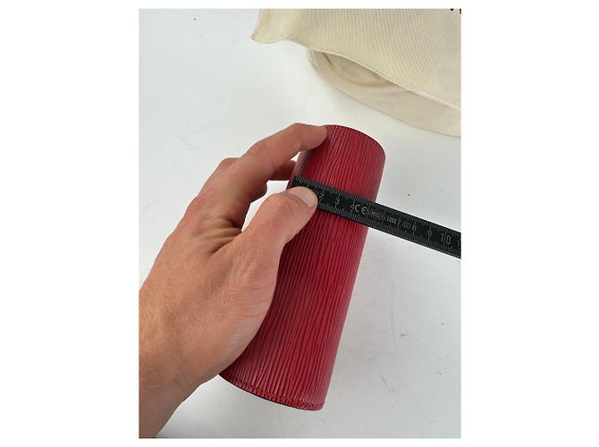 Organizer Louis Vuitton Pochette Cosmétique PM Epi Leather Rosso Coquelicot - vista 9