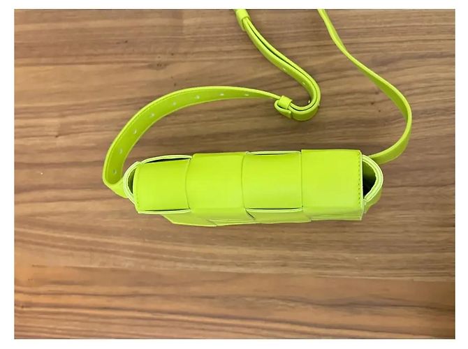 Bottega Veneta Borsa Cintura Cassette - Giallo Neon - vista 6