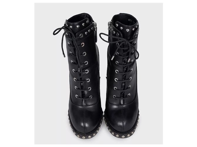 Alexander McQueen Black Leather Ankle Boots Sz.39 pre-owned - view 2