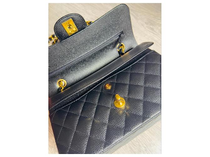 Borsa Chanel Classic Flap in Pelle Martellata Nera Nero - vista 15