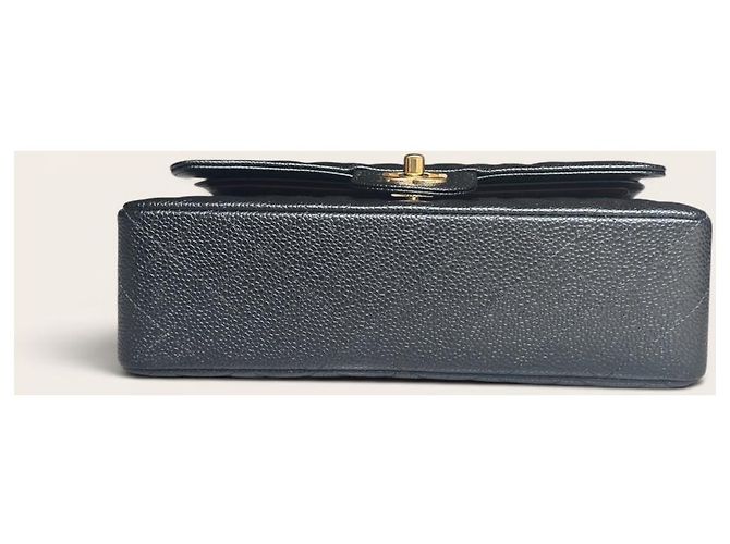 Borsa Chanel Classic Flap in Pelle Martellata Nera Nero - vista 16