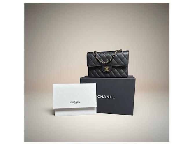 Borsa Chanel Classic Flap in Pelle Martellata Nera Nero - vista 9