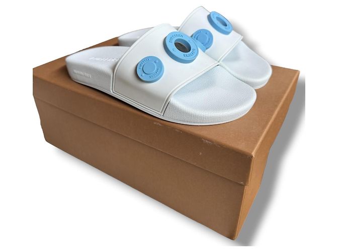 Burberry Furley Ciabatte in gomma blu Bianco - vista 10
