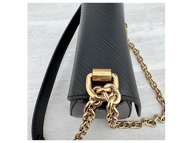 Louis Vuitton Twist PM Pelle Epi - Nero - vista 14