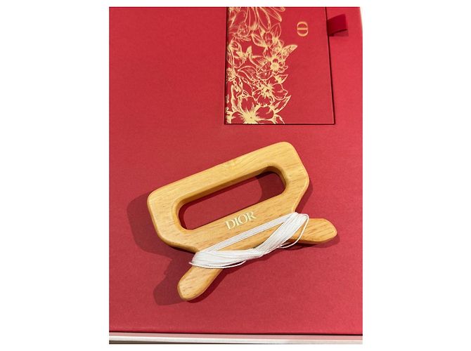 Coffret Cadeau Dior Édition Limitée Papillons et Fleurs Marron Rose Blanc Rouge Doré Vert - vue 3