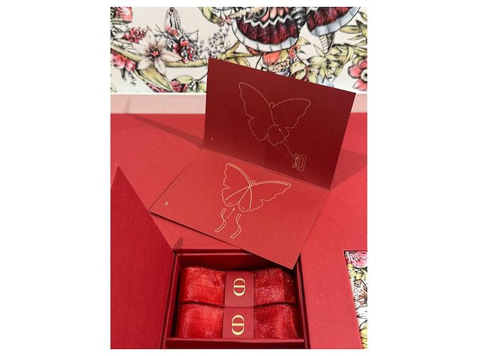 Coffret Cadeau Dior Édition Limitée Papillons et Fleurs Marron Rose Blanc Rouge Doré Vert - vue 8