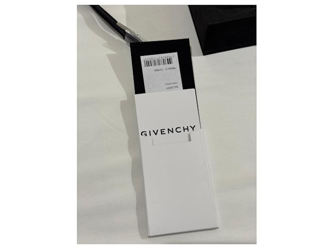 Givenchy 4G Steel Water Bottle with Leather Strap Silvery - view 7