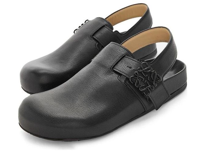Loewe Black Grained Leather Anagram Clogs - view 15