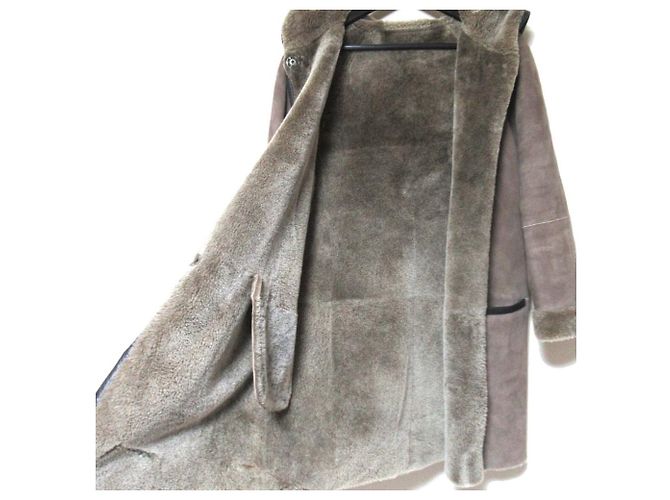 Autre Marque Abrigo con capucha de shearling 23ku Castaño - vista 5