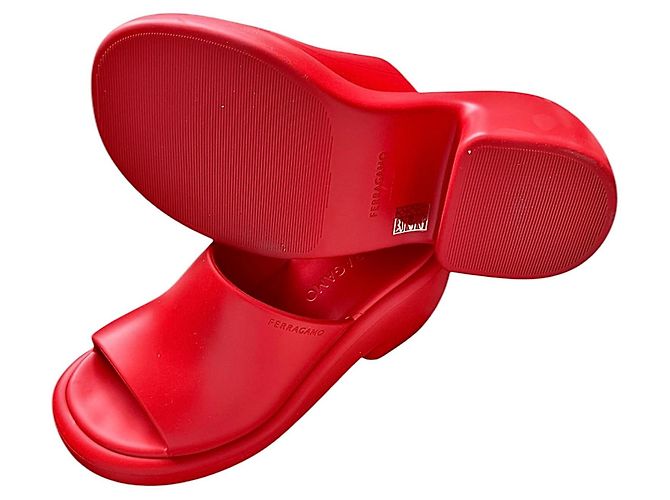 Salvatore Ferragamo Sandali Platform Rossi Rosso - vista 3