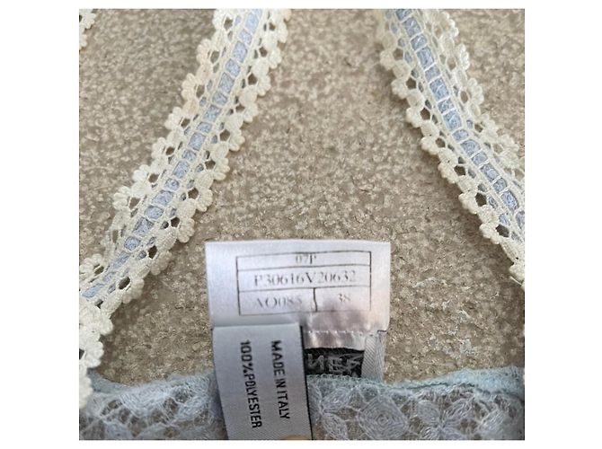 Chanel Top de alças em renda azul céu e creme Azul claro - vista 6