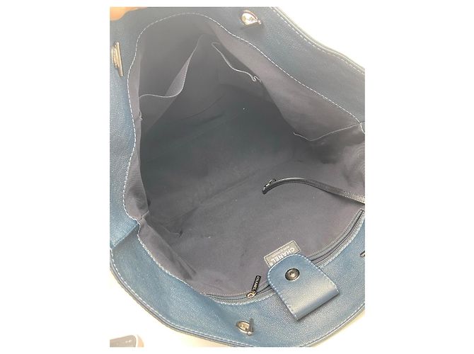 Borsa Chanel GST in Pelle Caviar Blu Navy - vista 4