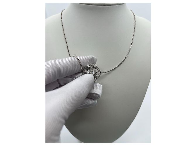 Collana Chanel Fil de Camélia in Platino e Diamanti Argento - vista 6