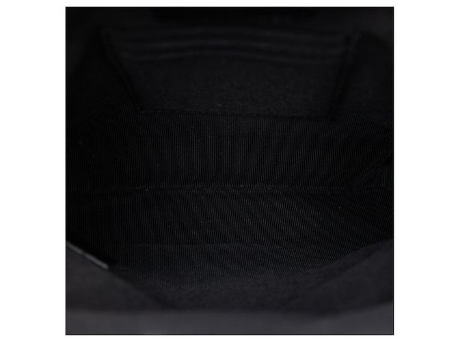 Clutch Chanel Black Small CC Quilted Lambskin Kisslock Frame Negro - vista 4
