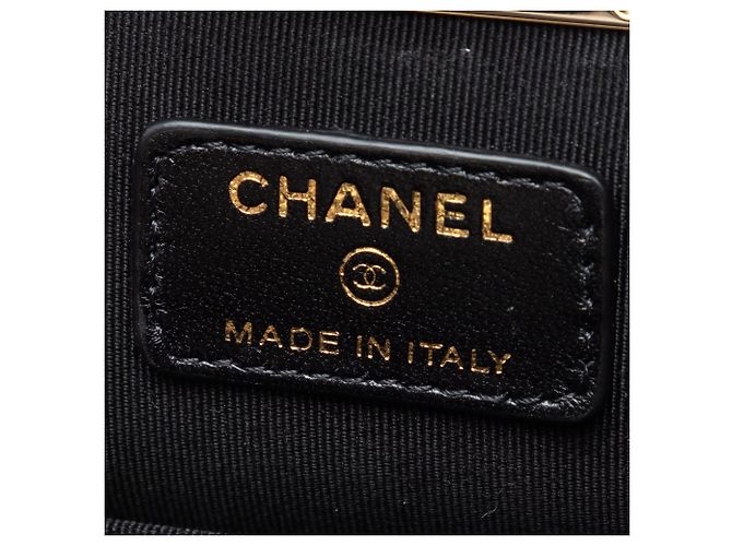 Clutch Chanel Black Small CC Quilted Lambskin Kisslock Frame Negro - vista 5