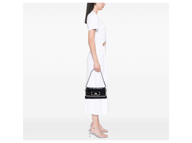 Chanel Black Quilted Lambskin Reissue East West Flap Nero - vista 7