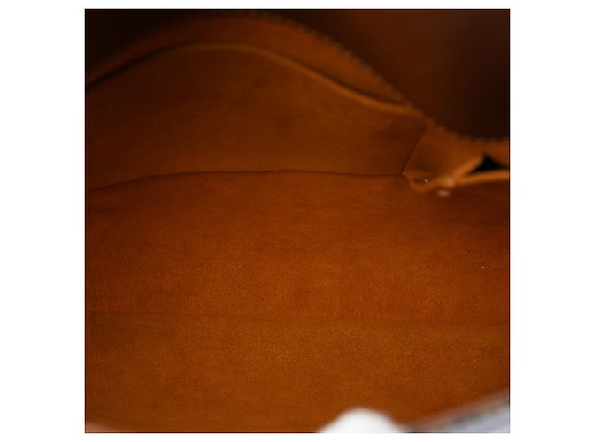 Louis Vuitton Marrom Monogram Musette Salsa Alça Longa - vista 4